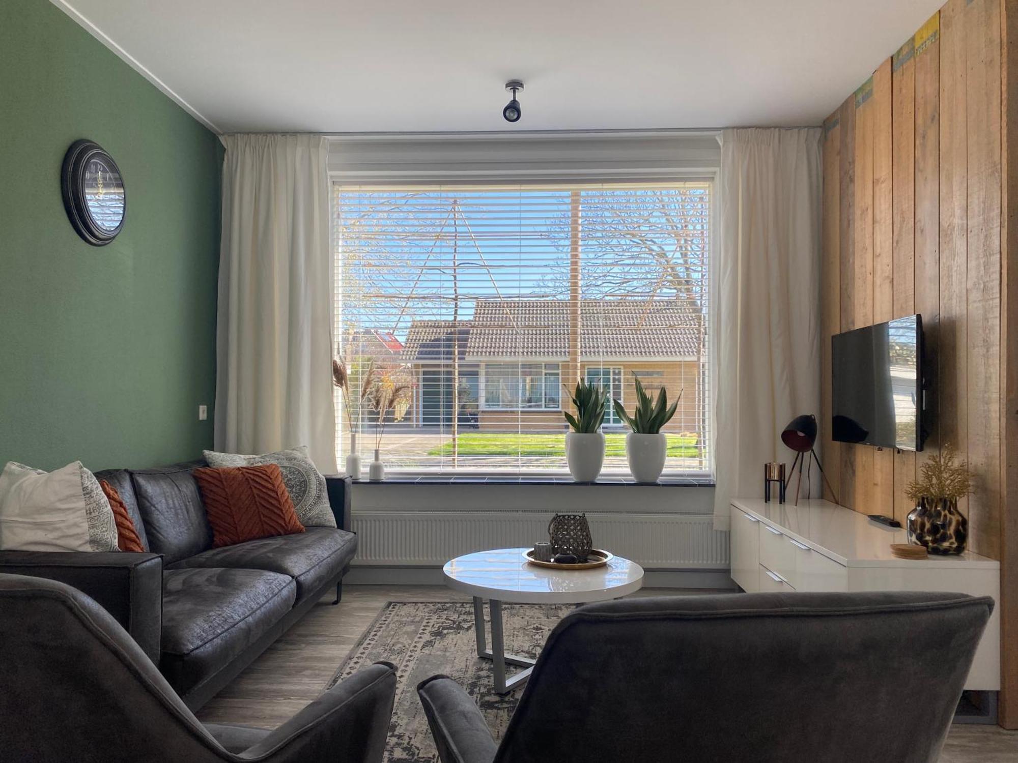 Spacious House Next To The Mill! * Westkapelle