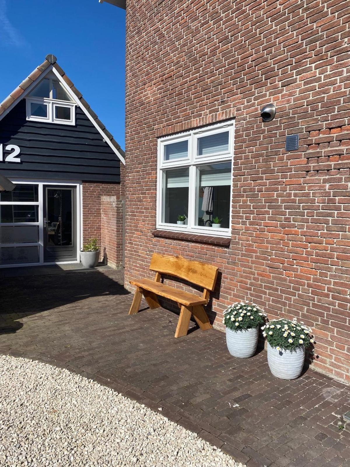Spacious House Next To The Mill! Vakantiehuis Westkapelle